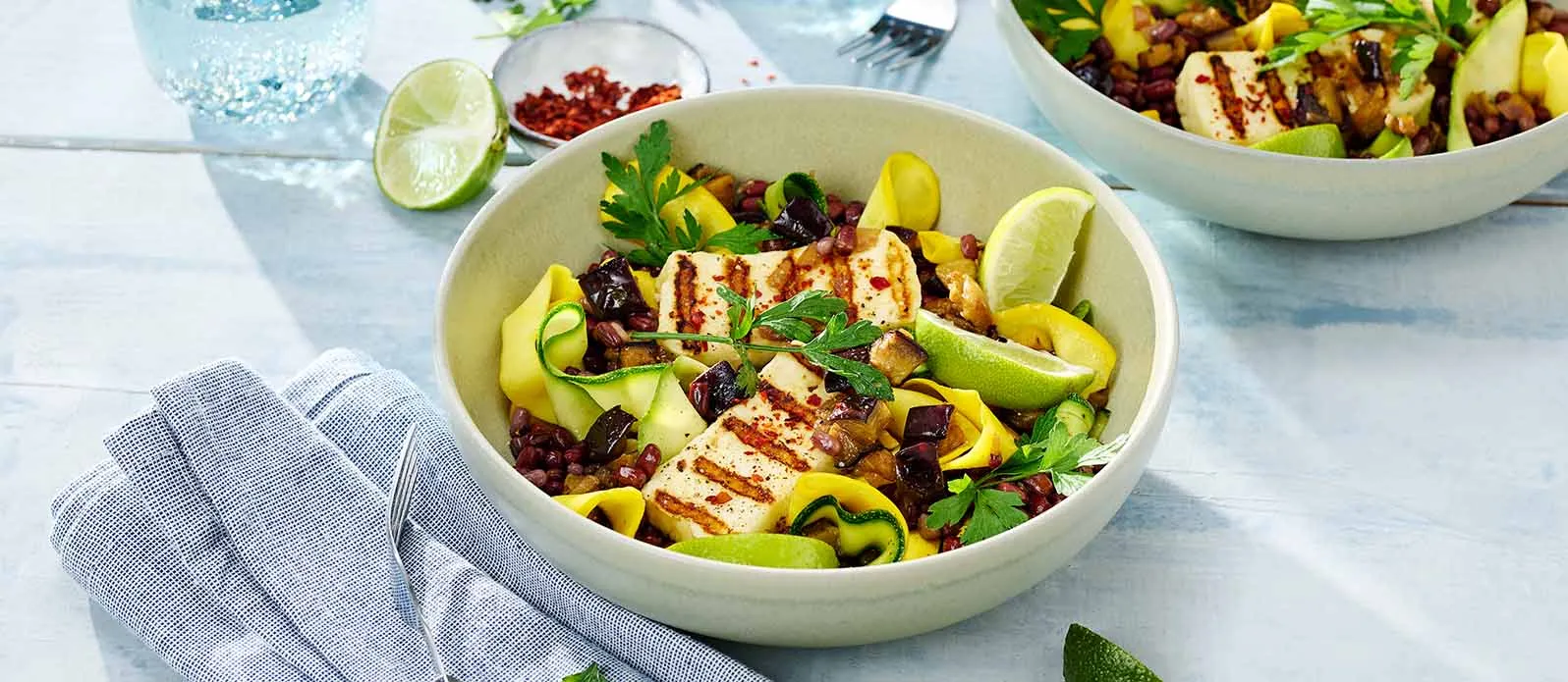Courgette-, bonen- en auberginesalade