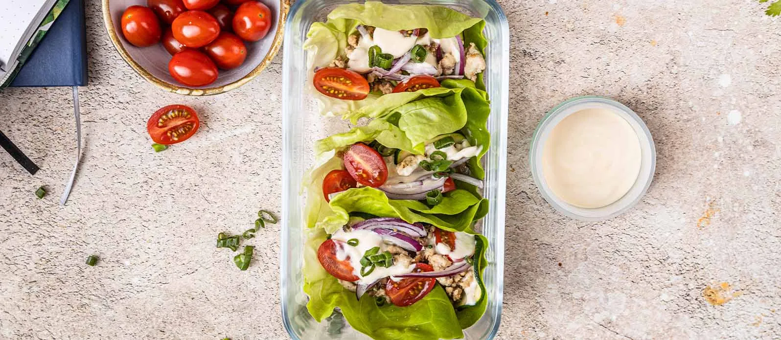 Slawraps met kalkoen en dressing