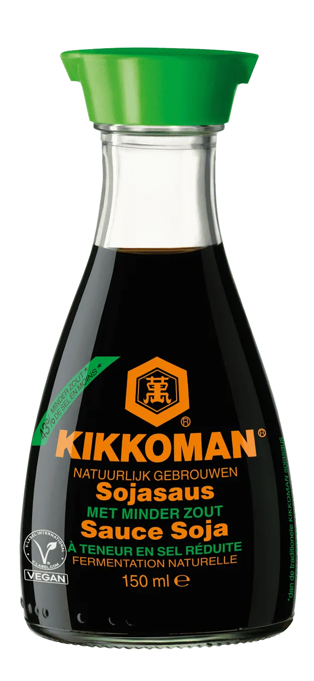 Kikkoman Natuurlijk Gebrouwen Sojasaus Met Minder Zout 150ml dispenser