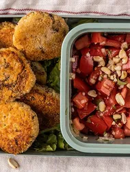 Gierstburgers met champignons en kaas