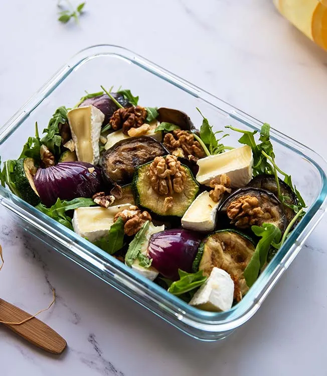 Camembertsalade gegrilde groente