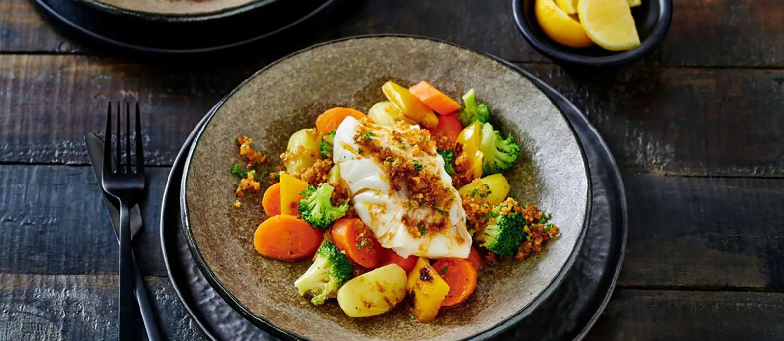 Gepocheerde kabeljauw met panko-botersaus