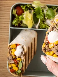 Burrito van rundvlees, champignons en maïs