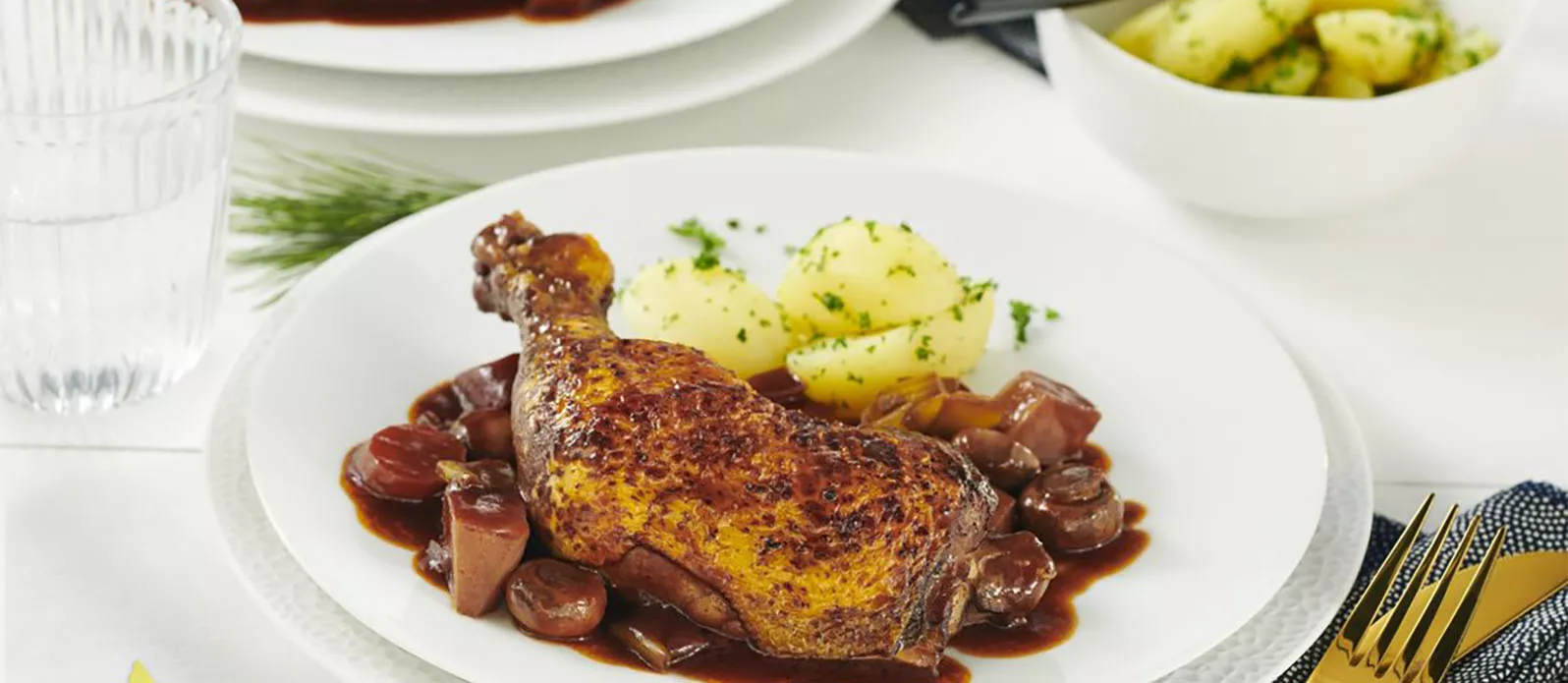 Coq au vin (kip in rode wijnsaus)
