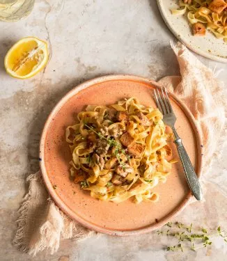 Romige pasta met citroen en forel