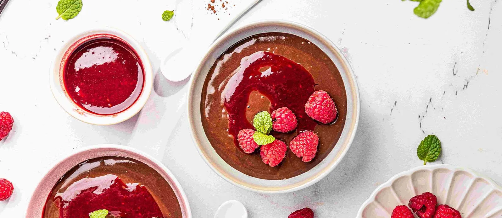 Chocolade-rijstpudding met frambozensaus