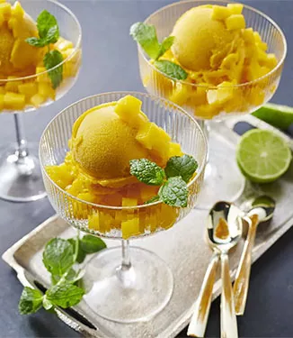Super eenvoudige mangosorbet met slechts 2 ingrediënten