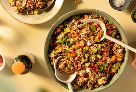 Regenboogsalade met quinoa & kaas