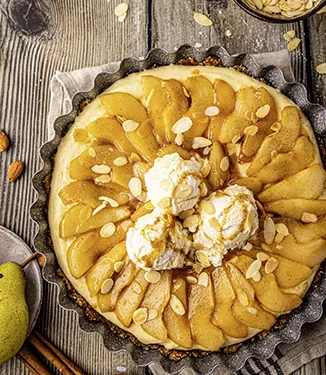 Vegan taart met gekarameliseerde peren