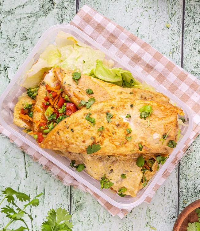Aziatische omelet met roergebakken groenten