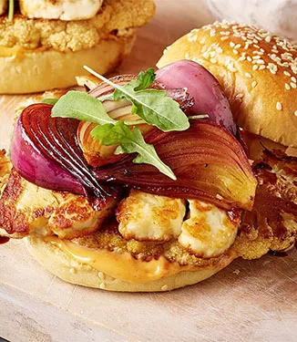 Teriyaki bloemkoolburger met halloumi