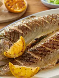 Hele forel met een vleugje citrus