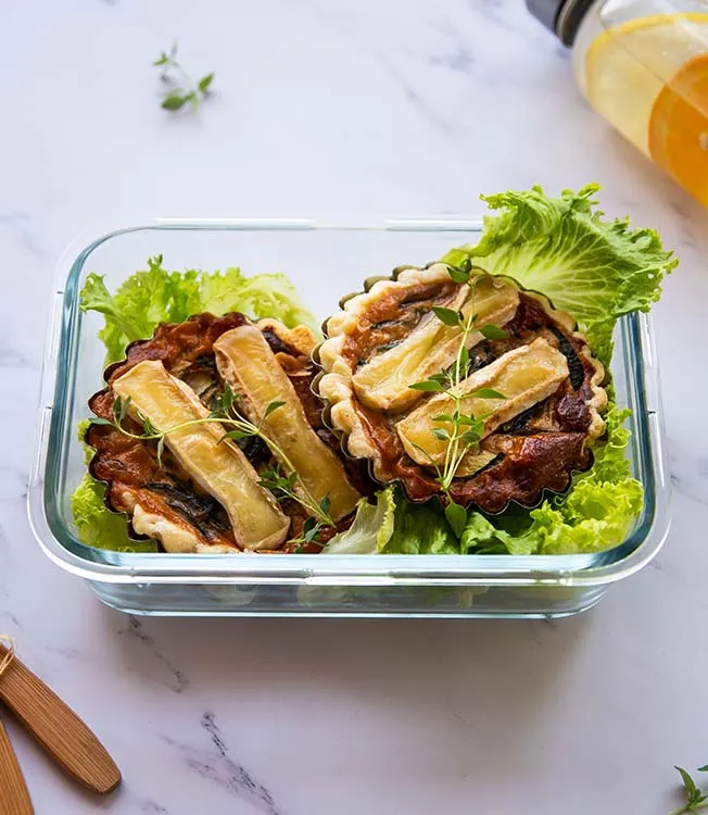 Mini camembert-courgettetaartjes
