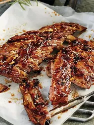 Geroosterde Oosterse Zoetzure Spareribs