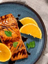 Sinaasappelmarinade met sojasaus voor zalm