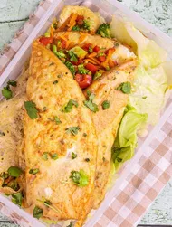 Aziatische omelet met roergebakken groenten